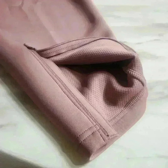 Nike DRI-FIT technology loose fit 7/8 length HIGH RISE NWT - Picture 9 of 14